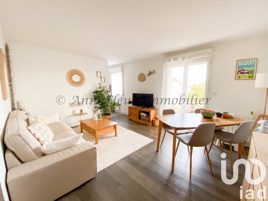 Appartement 2 pièces de 45 m² à Cugnaux (31270)