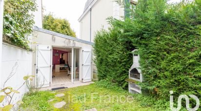 House 2 rooms of 27 m² in Asnières-sur-Seine (92600)