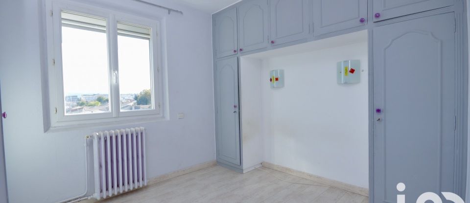 Appartement 5 pièces de 88 m² à Narbonne (11100)