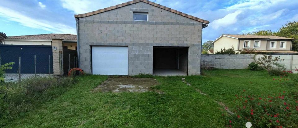 Maison traditionnelle 8 pièces de 113 m² à Saint-André-de-Cubzac (33240)