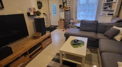 House 3 rooms of 100 m² in Hautevesnes (02810)