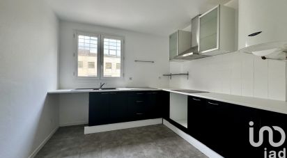 Appartement 3 pièces de 70 m² à Pontault-Combault (77340)