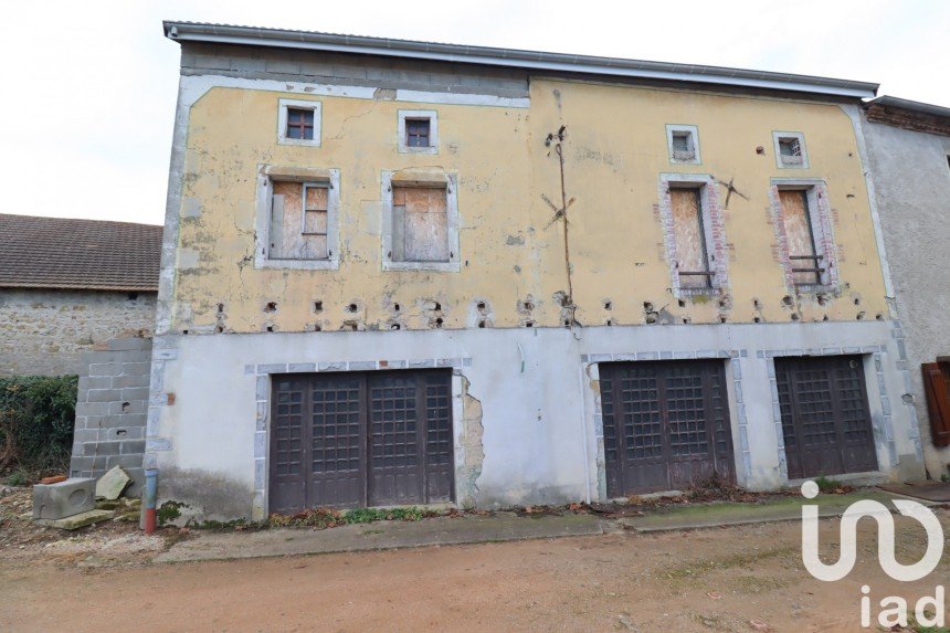 Maison traditionnelle 4 pièces de 114 m² à Escurolles (03110)