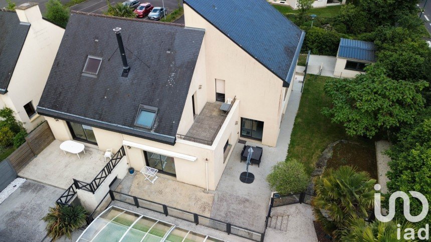 Maison 10 pièces de 254 m² à Domloup (35410)