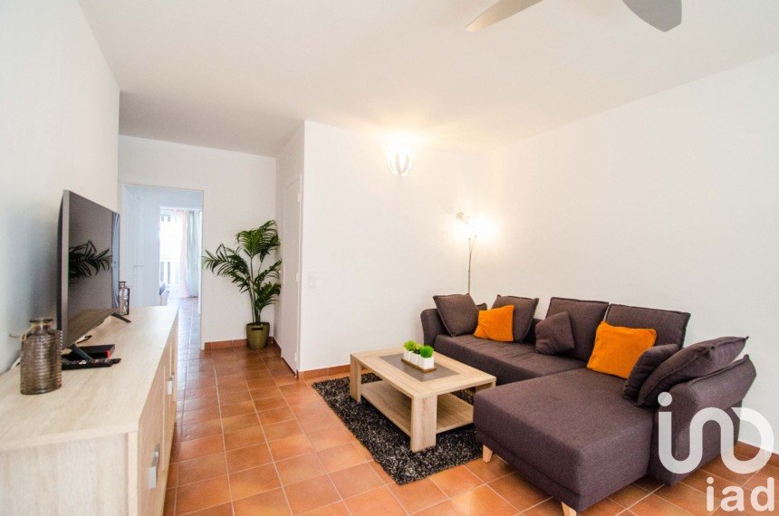 Appartement 3 pièces de 74 m² à Antibes (06160)