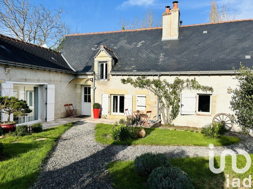 Longere 6 rooms of 135 m² in Lignières-de-Touraine (37130)