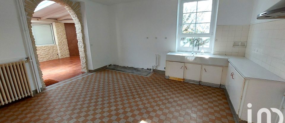 Traditional house 8 rooms of 190 m² in Châteauroux (36000)