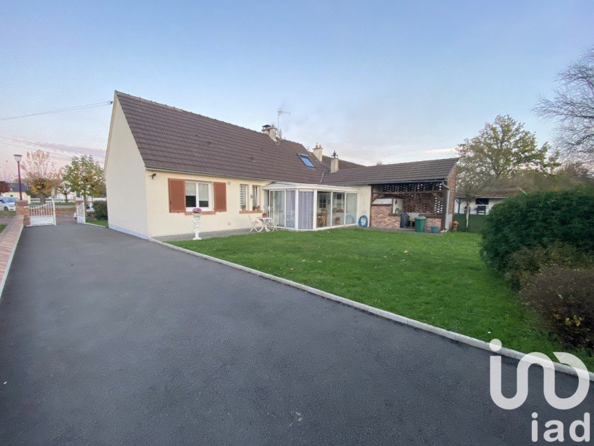 Maison 5 pièces de 112 m² à Pontoise-lès-Noyon (60400)