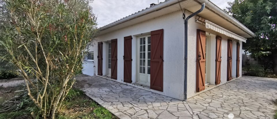 Maison traditionnelle 5 pièces de 115 m² à Saint-Sulpice-la-Pointe (81370)