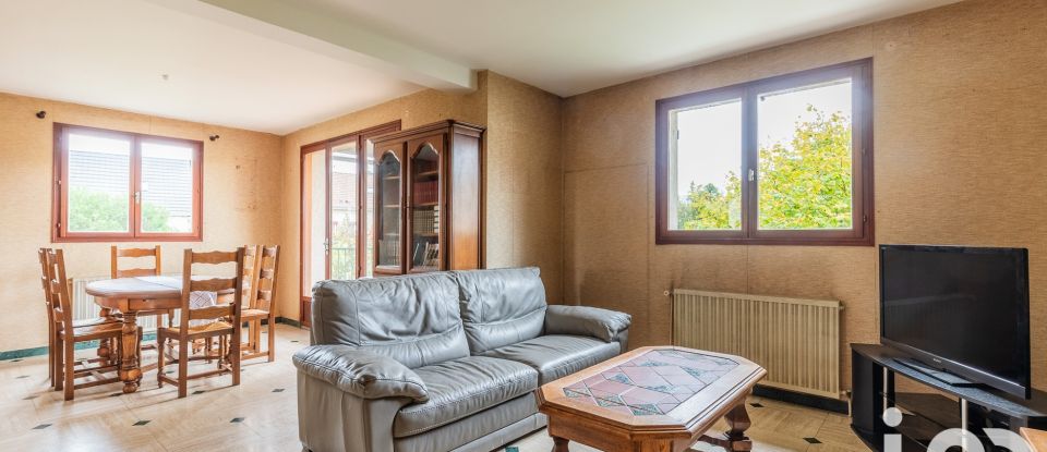 Maison 6 pièces de 132 m² à Viry-Châtillon (91170)