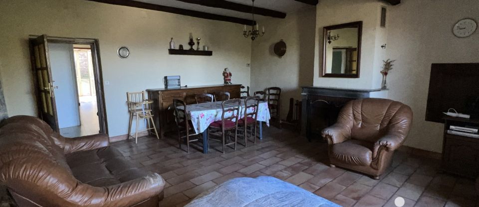 House 12 rooms of 230 m² in Saint-Sernin (07200)