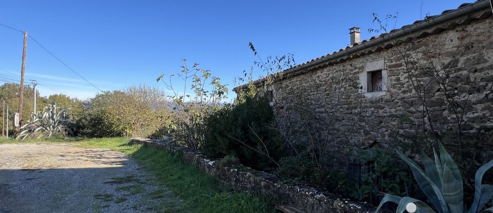 House 12 rooms of 230 m² in Saint-Sernin (07200)