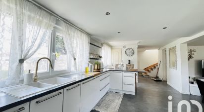 Maison 4 pièces de 134 m² à Lormont (33310)