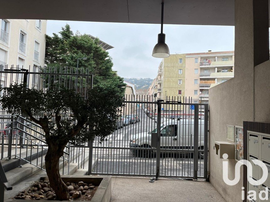 Appartement 2 pièces de 47 m² à Sète (34200)