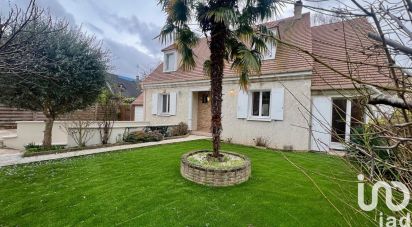 Traditional house 8 rooms of 142 m² in Montigny-lès-Cormeilles (95370)