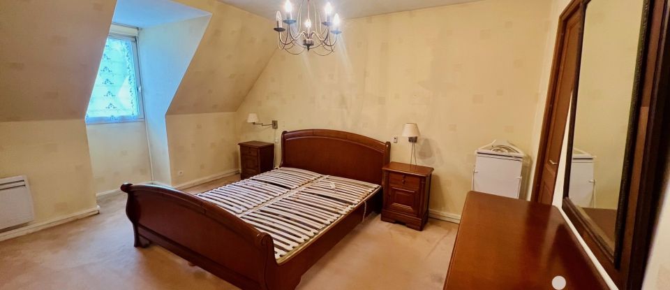 Traditional house 8 rooms of 142 m² in Montigny-lès-Cormeilles (95370)