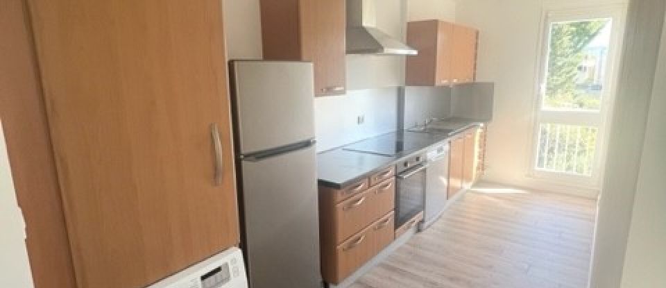 Appartement 4 pièces de 82 m² à Cassis (13260)