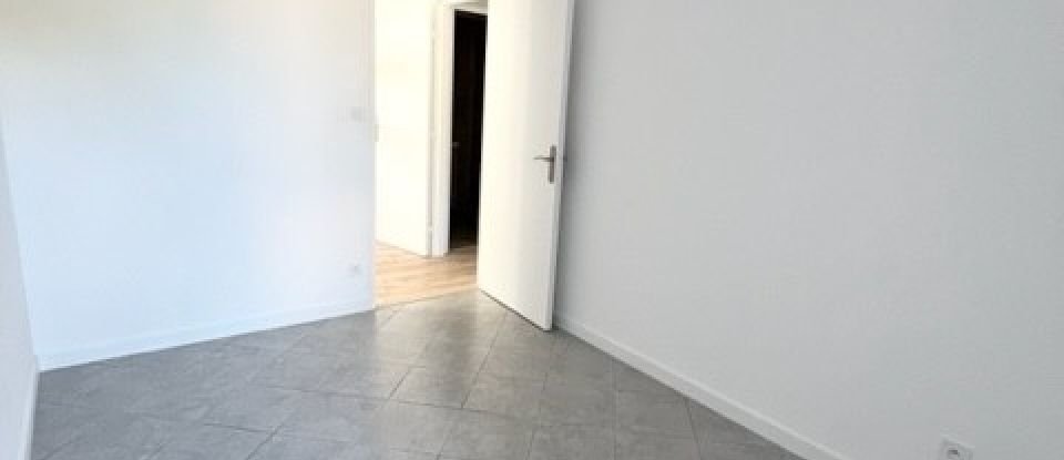 Appartement 4 pièces de 82 m² à Cassis (13260)