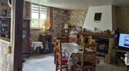 Longere 6 rooms of 155 m² in Fleury (60240)