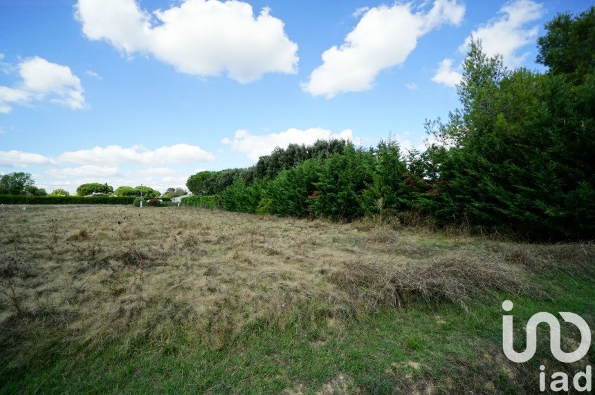 Terrain de 741 m² à Larra (31330)