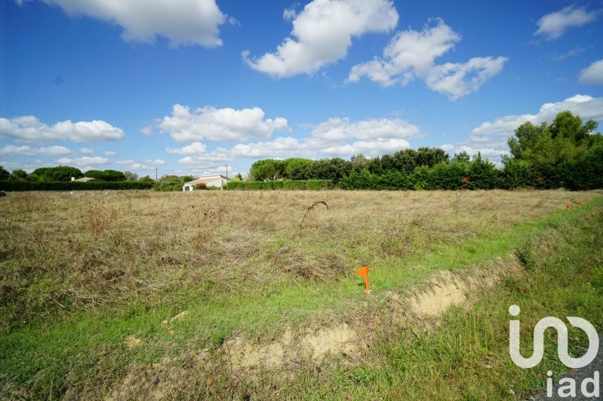 Land of 766 m² in Larra (31330)