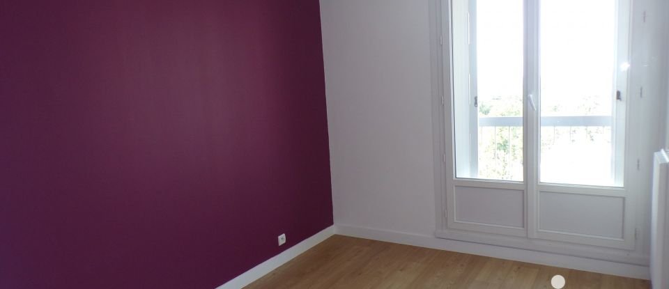 Apartment 3 rooms of 77 m² in Orléans (45100)