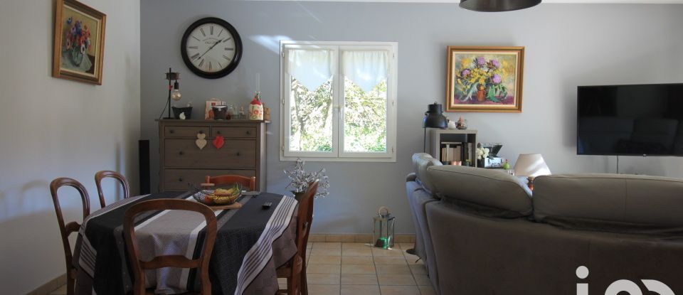 Traditional house 4 rooms of 105 m² in Auriol (13390)