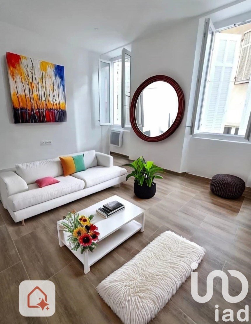 Appartement 2 pièces de 48 m² à Marseille (13007)