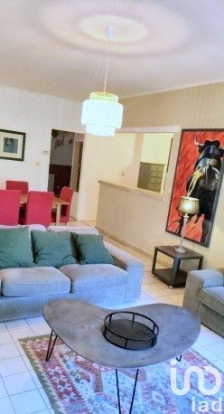 Appartement 4 pièces de 99 m² à Nîmes (30000)