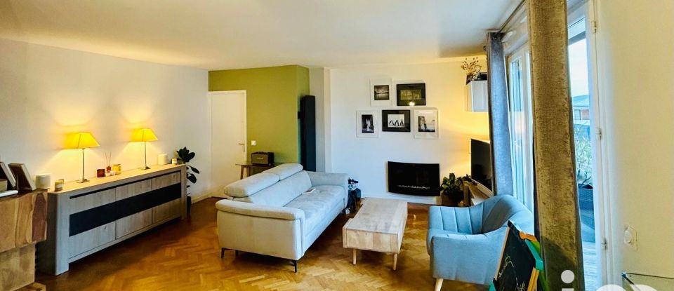 Apartment 4 rooms of 86 m² in Saint-Cyr-l'École (78210)