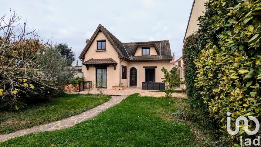 Traditional house 5 rooms of 94 m² in Draveil (91210)