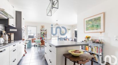 Appartement 4 pièces de 77 m² à Ivry-sur-Seine (94200)