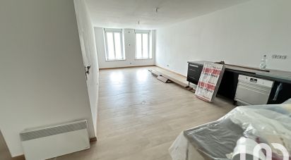 Maison 10 pièces de 400 m² à Darney (88260)