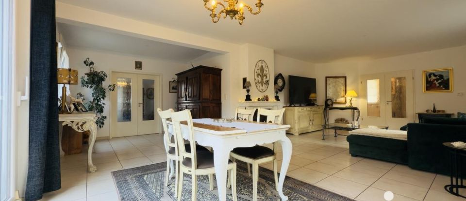 Maison 7 pièces de 238 m² à Sarreguemines (57200)