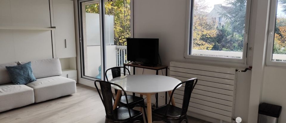 Appartement 1 pièce de 27 m² à Sceaux (92330)