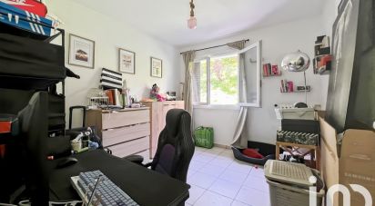 Appartement 3 pièces de 56 m² à Nice (06100)