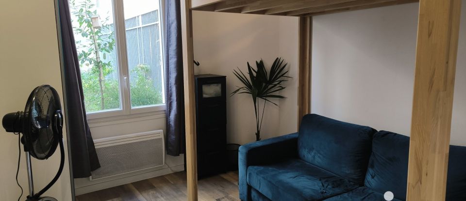 Appartement 1 pièce de 27 m² à Paris (75019)