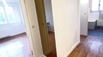 Appartement 3 pièces de 59 m² à Saint-Clément (89100)