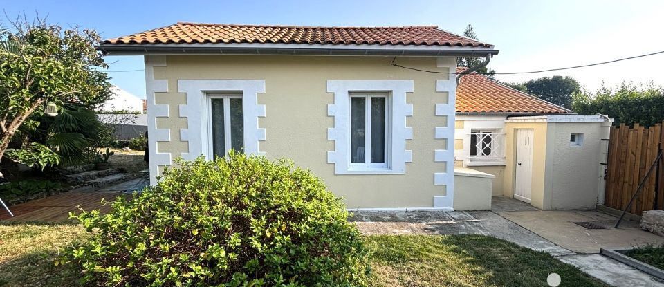 Maison de ville 3 pièces de 65 m² à Saintes (17100)