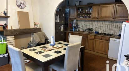 House 6 rooms of 154 m² in Coëtlogon (22210)