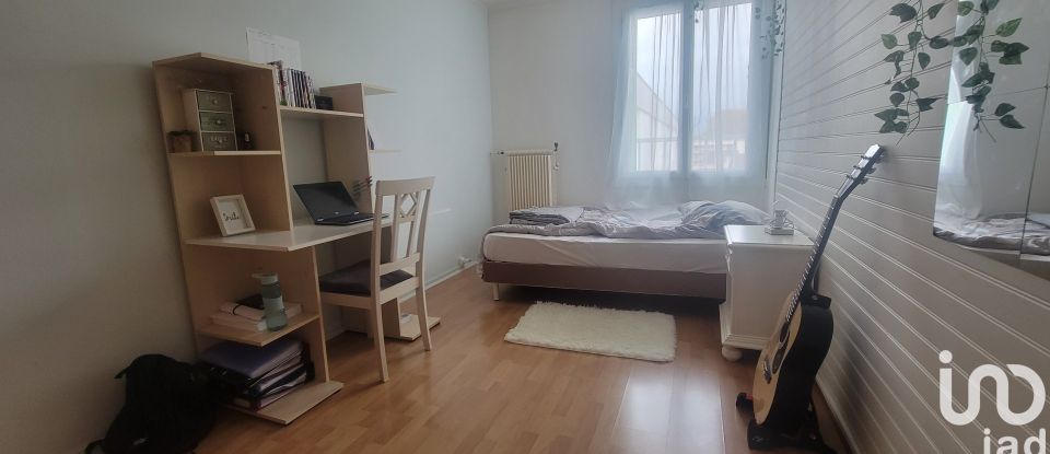 Appartement 5 pièces de 87 m² à Grenoble (38100)