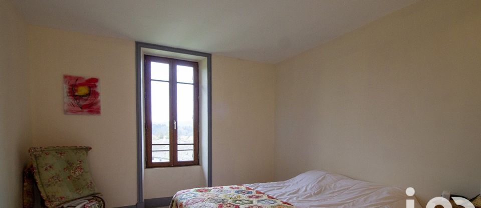 Maison 7 pièces de 175 m² à Ambert (63600)