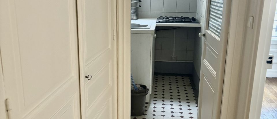 Appartement 2 pièces de 34 m² à Paris (75015)