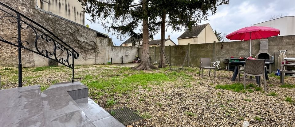 Maison 5 pièces de 120 m² à Mareuil-lès-Meaux (77100)