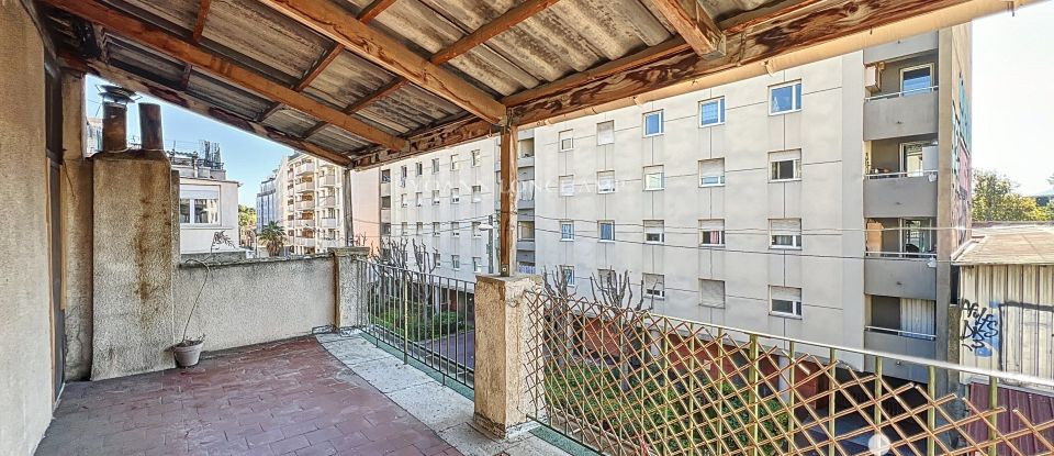 Appartement 2 pièces de 43 m² à Marseille (13005)