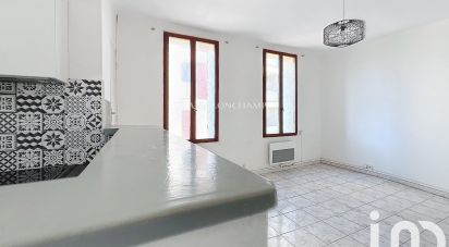 Appartement 2 pièces de 43 m² à Marseille (13005)