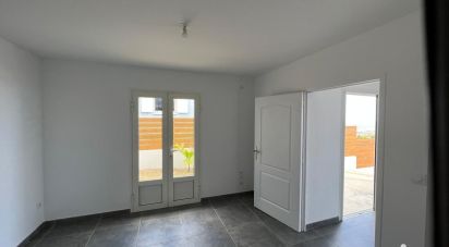 Maison 5 pièces de 112 m² à SAINT-GILLES-LES-HAUTS (97435)