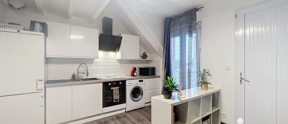 Duplex 2 pièces de 43 m² à Neufmoutiers-en-Brie (77610)