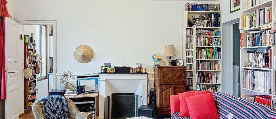 Appartement 6 pièces de 80 m² à Paris (75011)