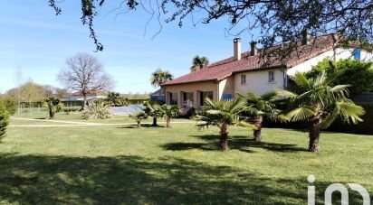 Traditional house 7 rooms of 245 m² in Plaisance (32160)